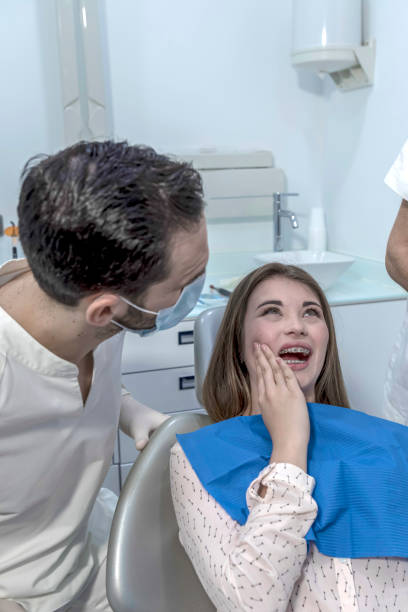 Best Tooth Infection Emergency Dentist  in Hamilton College, NY